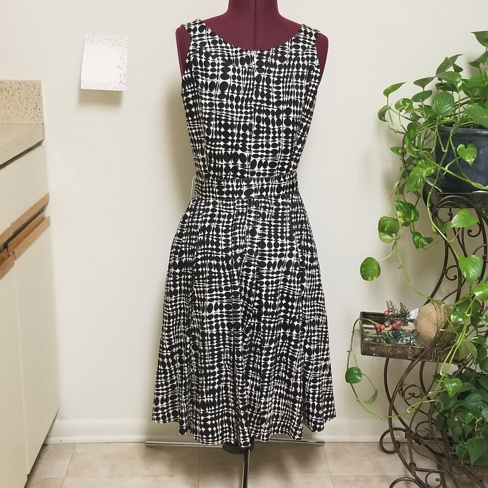 Calvin Klein Women's Sleeveles Dress Size 4 - Picture 2 of 7